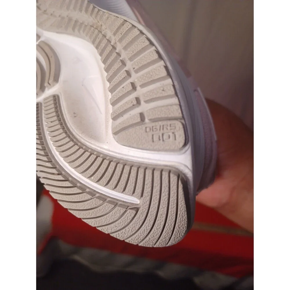 NIKE ZOOM RUNNING TENNIS‎ SHOES